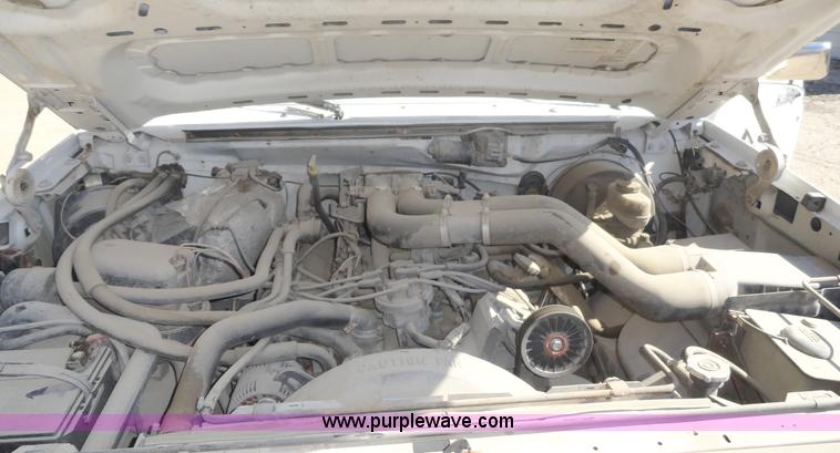 image for item A3220 1996 Ford F250 XL pickup truck