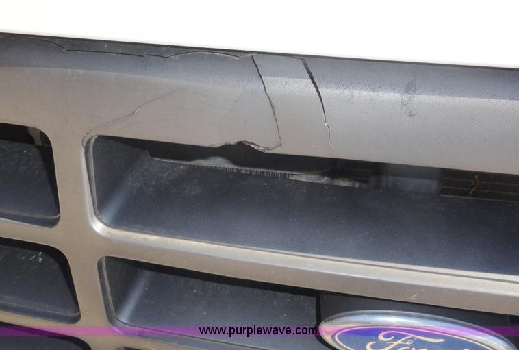 image for item A3220 1996 Ford F250 XL pickup truck