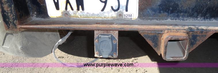 image for item A3220 1996 Ford F250 XL pickup truck