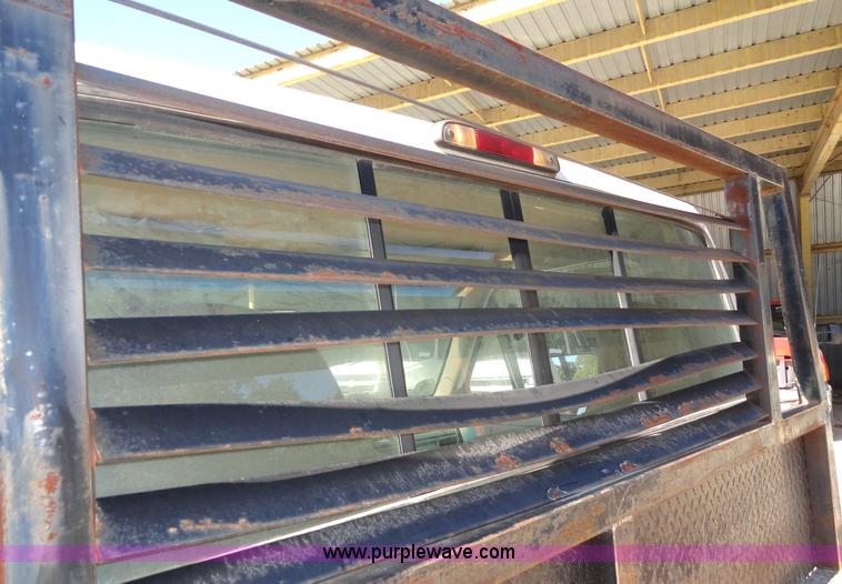 image for item A3220 1996 Ford F250 XL pickup truck