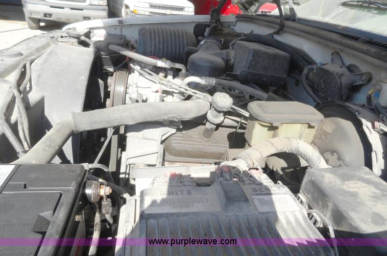 image for item A3221 1996 Chevrolet Cheyenne C2500 pickup truck