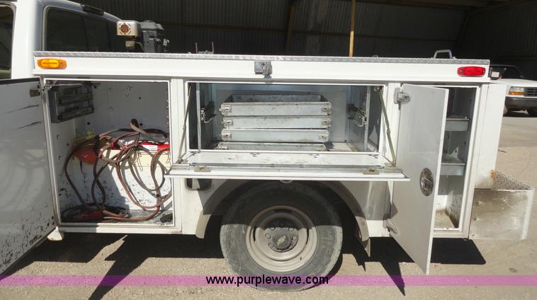 image for item A3221 1996 Chevrolet Cheyenne C2500 pickup truck