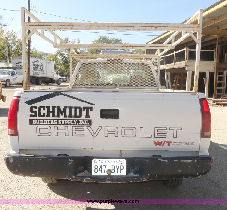 image for item A3222 1998 Chevrolet Cheyenne K1500 pickup truck