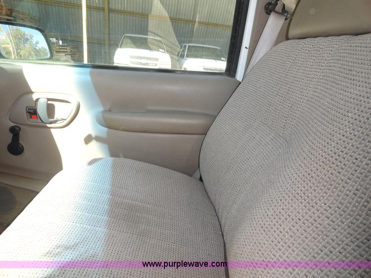 image for item A3222 1998 Chevrolet Cheyenne K1500 pickup truck