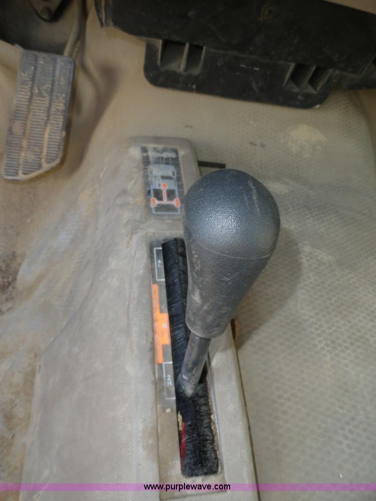 image for item A3222 1998 Chevrolet Cheyenne K1500 pickup truck