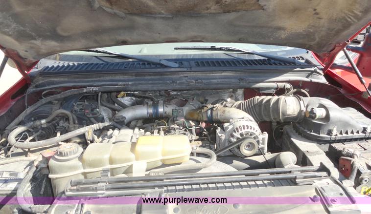 image for item A3223 1999 Ford F350 Super Duty crew cab pickup truck