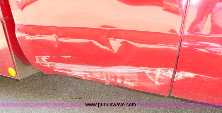 image for item A3223 1999 Ford F350 Super Duty crew cab pickup truck