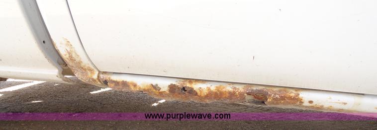 image for item A3224 2001 Chevrolet Silverado 1500 extended cab pickup truck