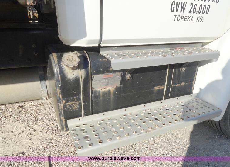 image for item A3229 1996 Freightliner FL70 box truck