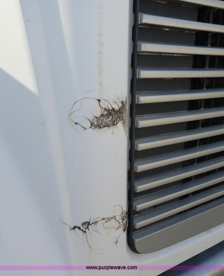 image for item A3229 1996 Freightliner FL70 box truck