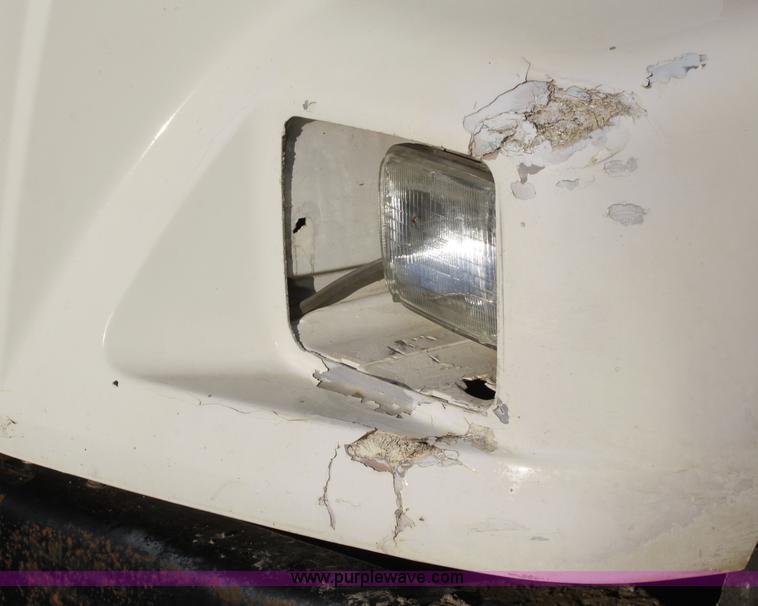 image for item A3230 1999 Freightliner FL70 box truck