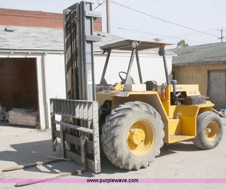image for item A3233 Sellick SD60 forklift