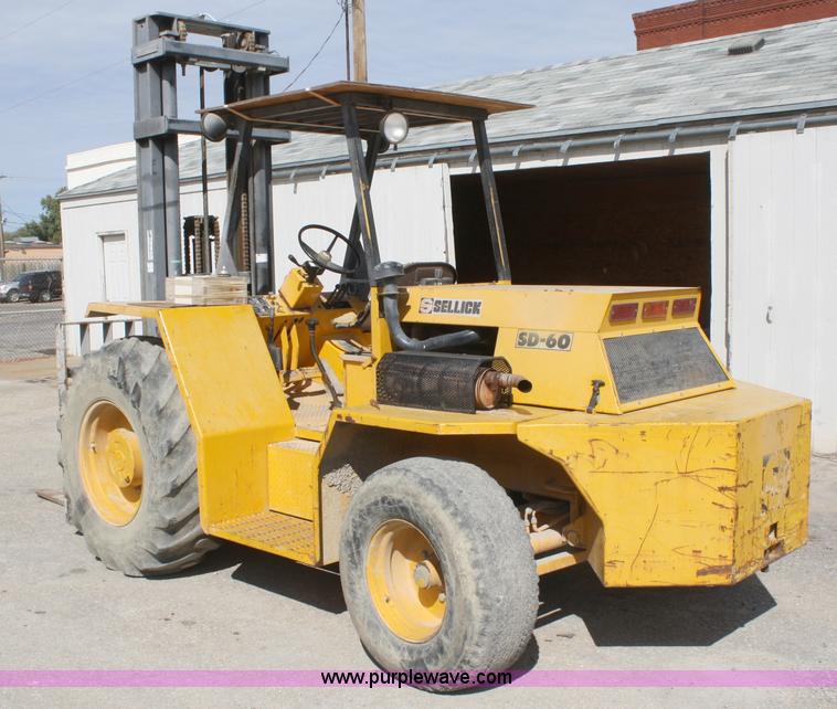 image for item A3233 Sellick SD60 forklift