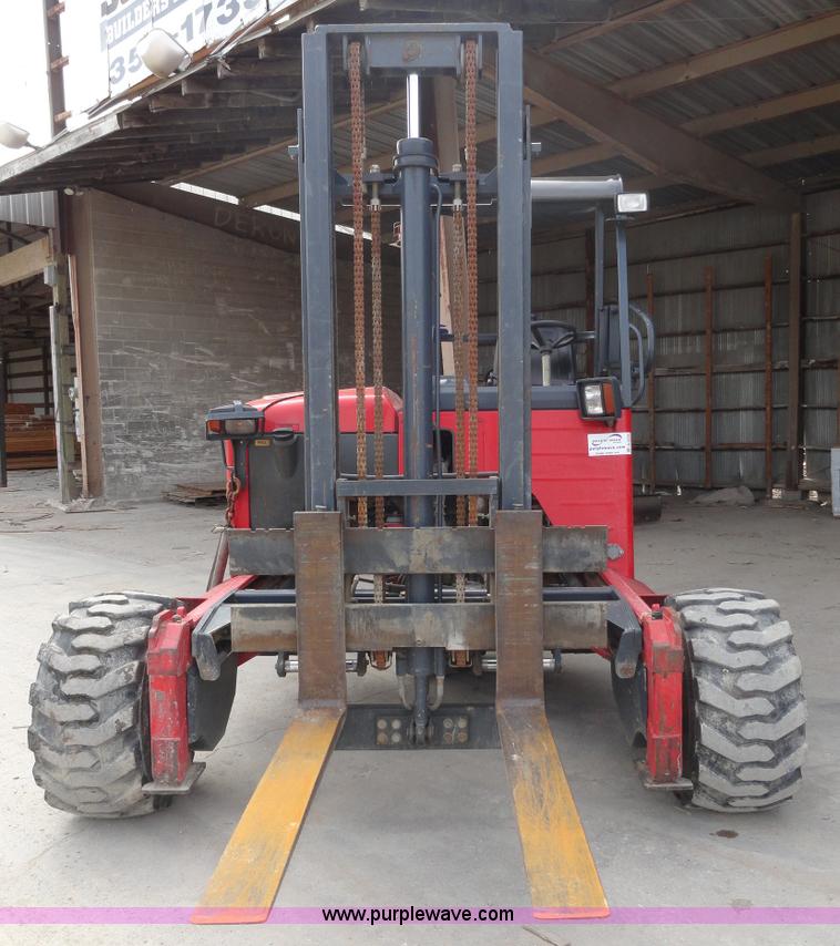 image for item A3234 2005 Moffett M55 truck mount forklift