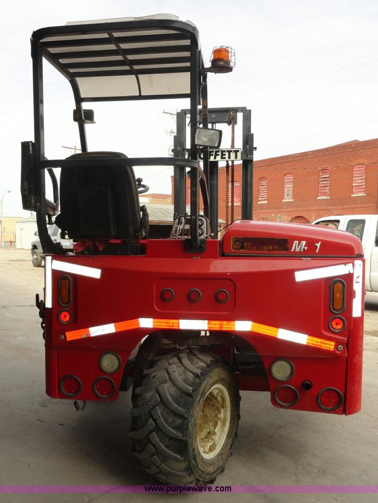 image for item A3234 2005 Moffett M55 truck mount forklift