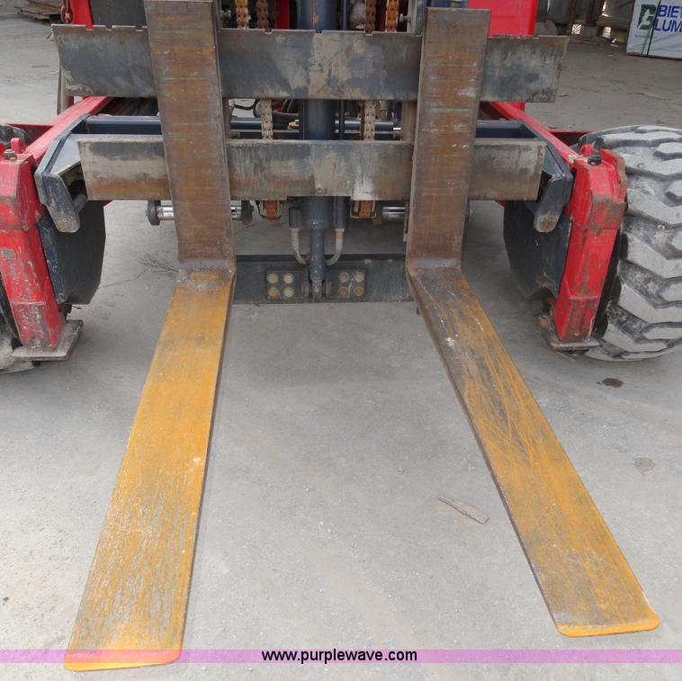 image for item A3234 2005 Moffett M55 truck mount forklift