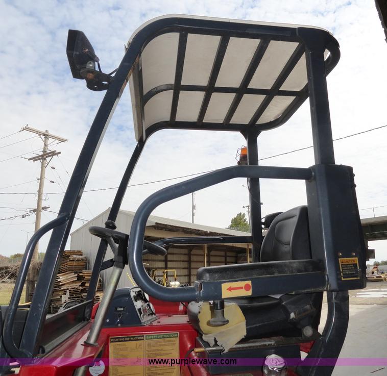 image for item A3234 2005 Moffett M55 truck mount forklift