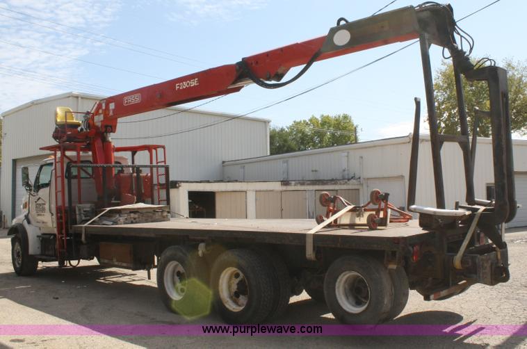 image for item A3236 1998 Ford Louisville LT9513 boom truck