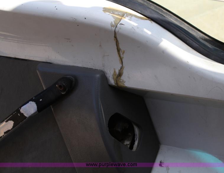 image for item A3236 1998 Ford Louisville LT9513 boom truck