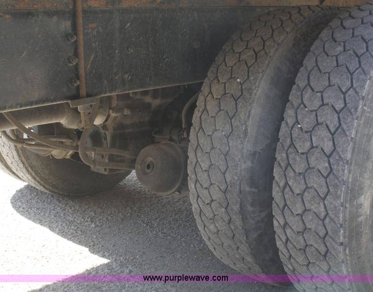 image for item A3236 1998 Ford Louisville LT9513 boom truck