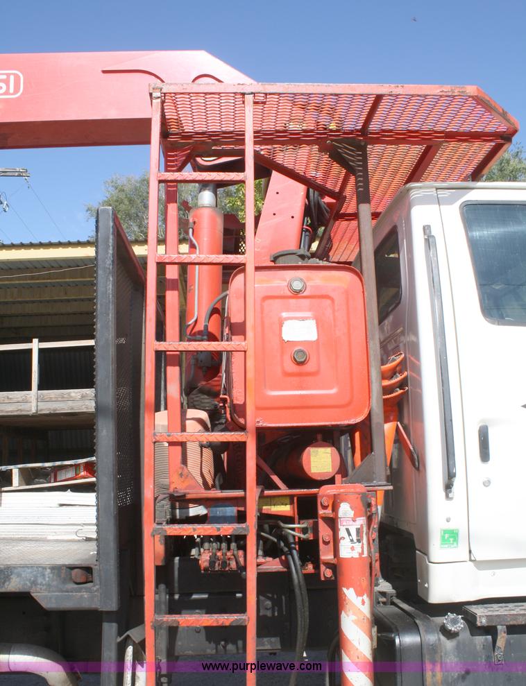 image for item A3236 1998 Ford Louisville LT9513 boom truck