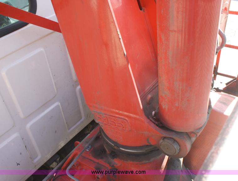 image for item A3236 1998 Ford Louisville LT9513 boom truck