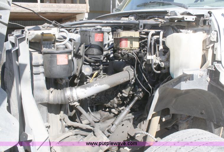 image for item A3237 1995 Ford F800 box truck