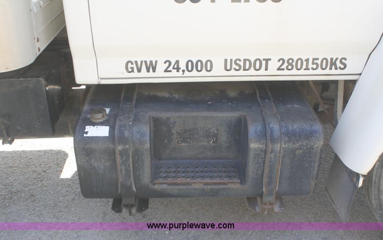 image for item A3237 1995 Ford F800 box truck