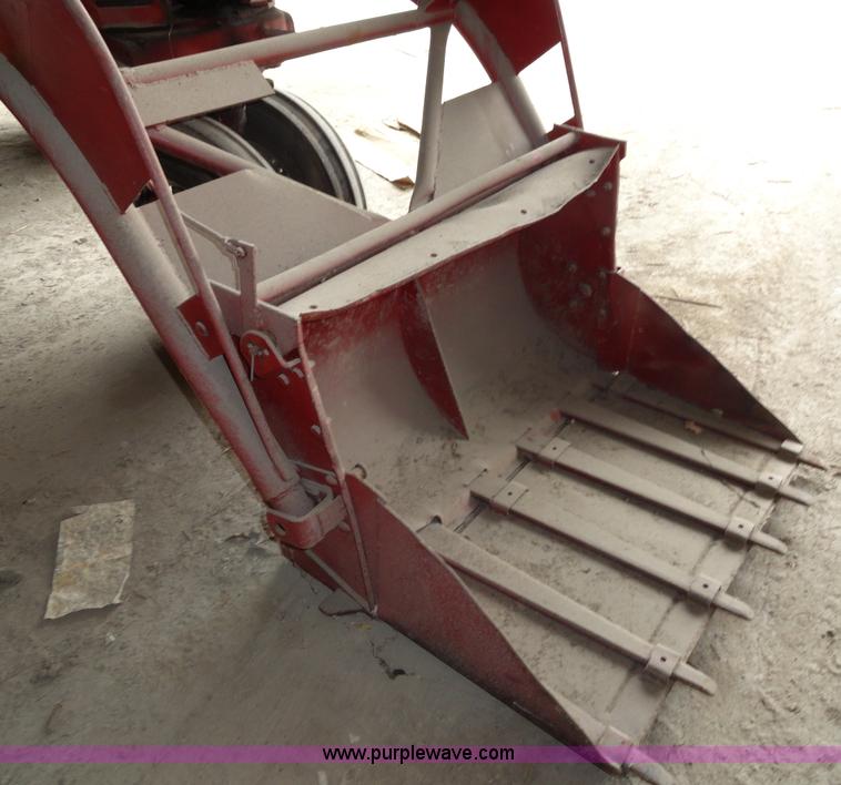 image for item A3238 1949 Mccormick Farmall M tractor