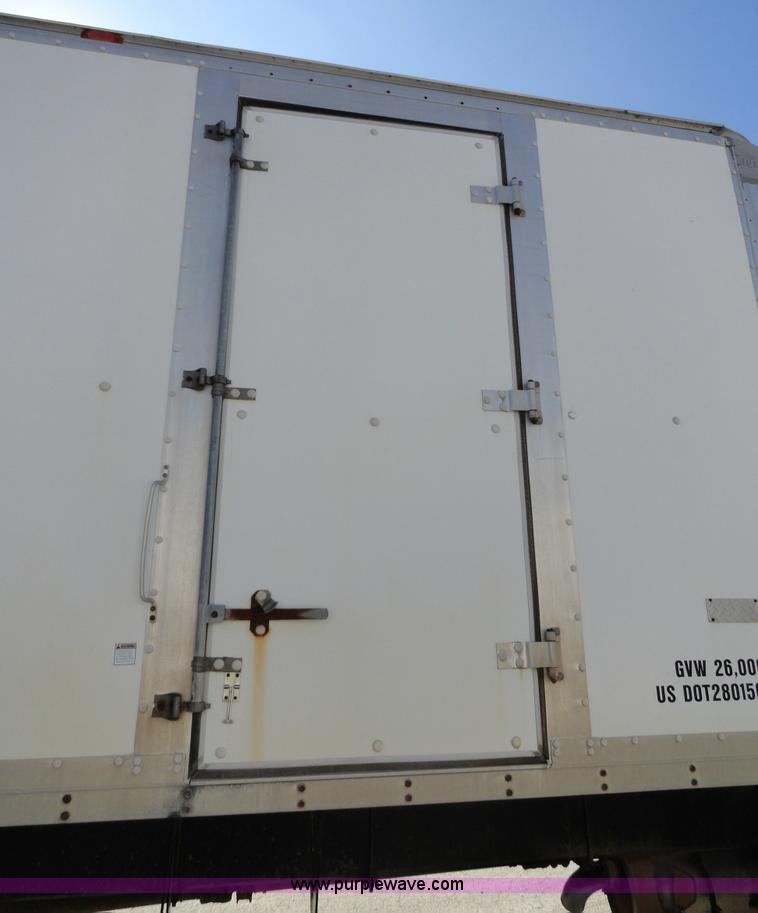 image for item A3254 1999 International 4900 box truck