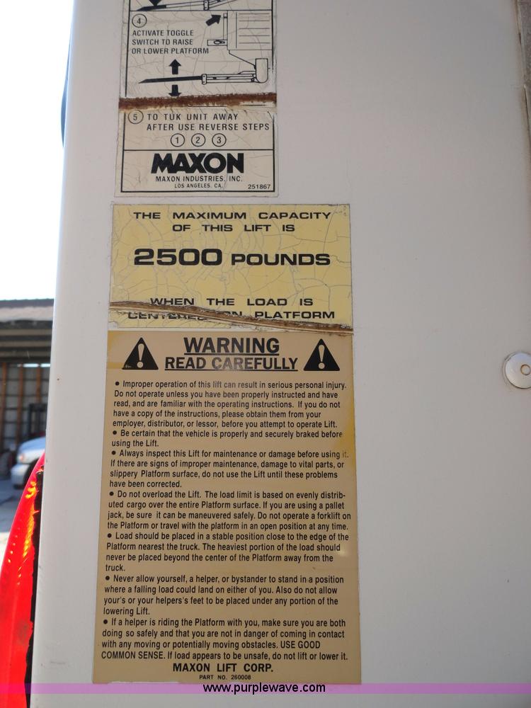 image for item A3254 1999 International 4900 box truck