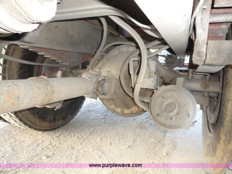 image for item A3259 1989 International 1954 flatbed truck