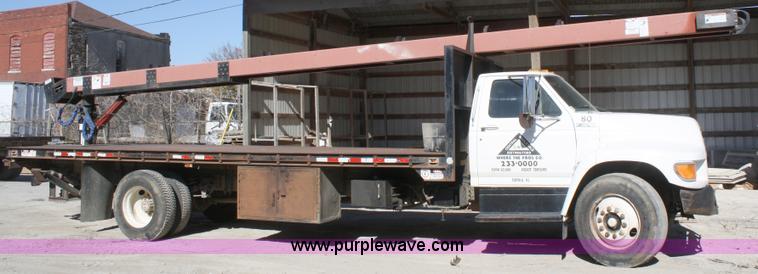 image for item A6535 1998 Ford F700 conveyor truck