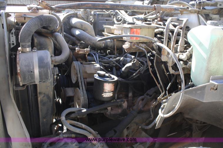 image for item A6535 1998 Ford F700 conveyor truck