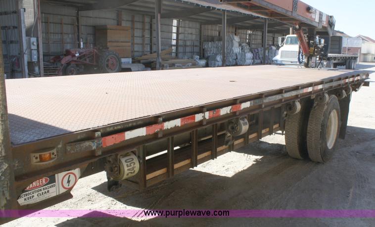 image for item A6535 1998 Ford F700 conveyor truck