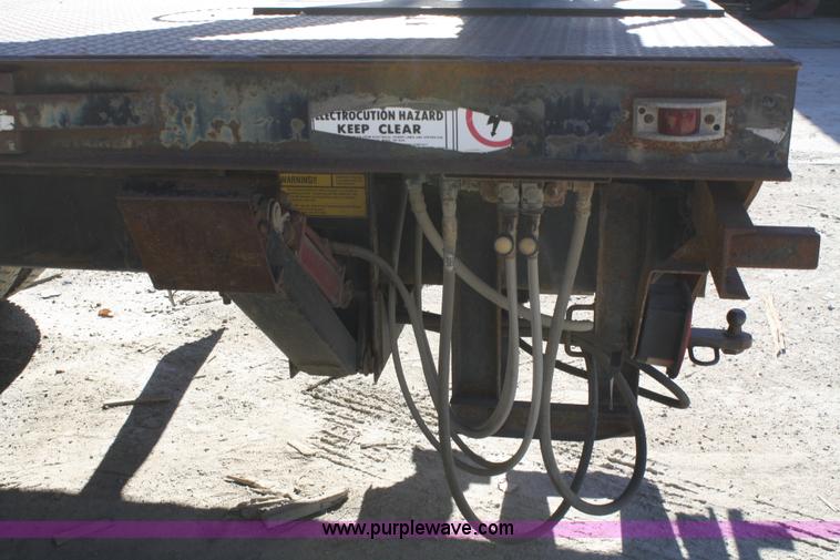 image for item A6535 1998 Ford F700 conveyor truck