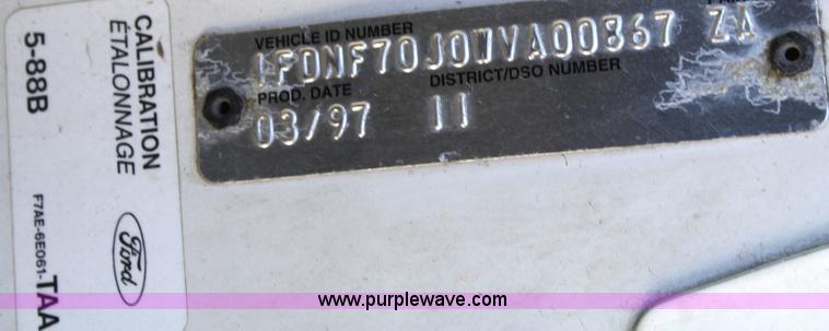 image for item A6535 1998 Ford F700 conveyor truck