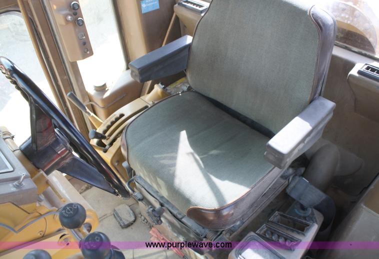 image for item A2383 1991 Caterpillar 140G VHP motor grader