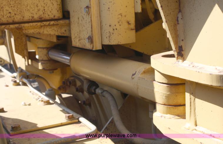 image for item A2383 1991 Caterpillar 140G VHP motor grader