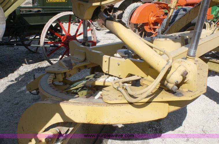image for item A2383 1991 Caterpillar 140G VHP motor grader