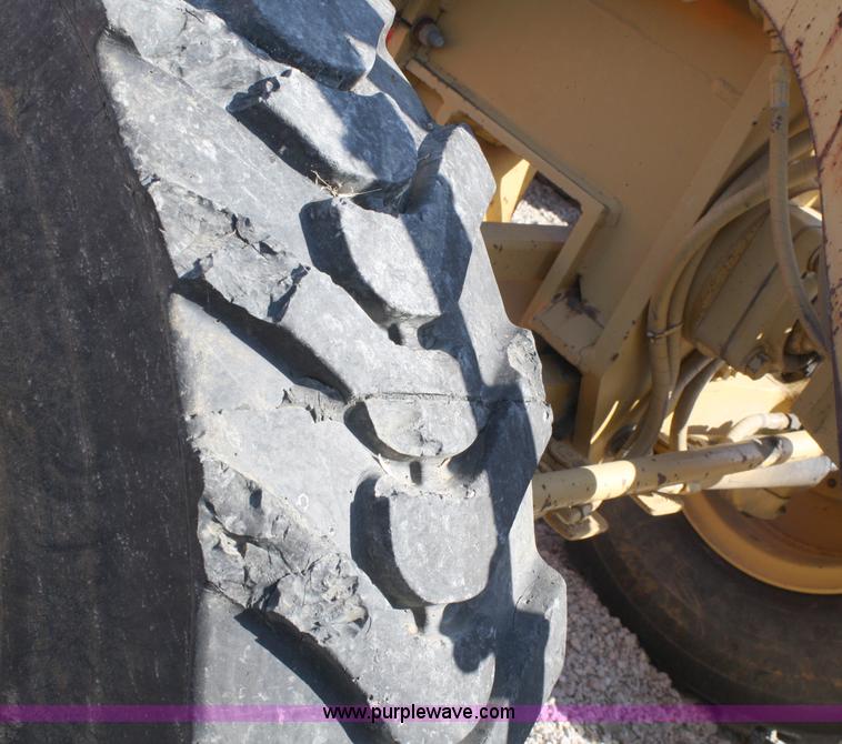 image for item A2383 1991 Caterpillar 140G VHP motor grader