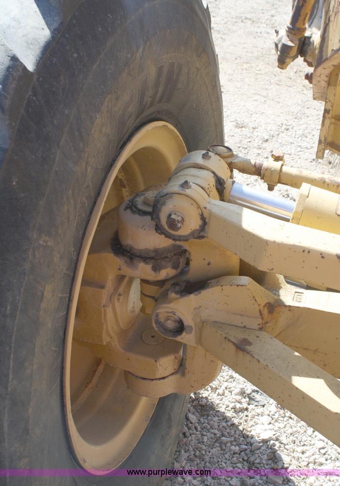 image for item A2383 1991 Caterpillar 140G VHP motor grader