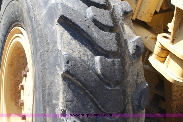 image for item A2383 1991 Caterpillar 140G VHP motor grader