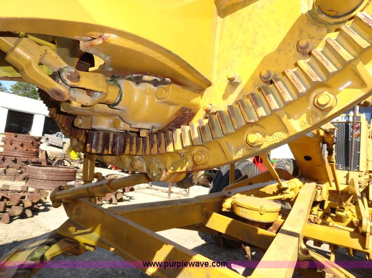 image for item A2384 1963 Caterpillar 12E motor grader