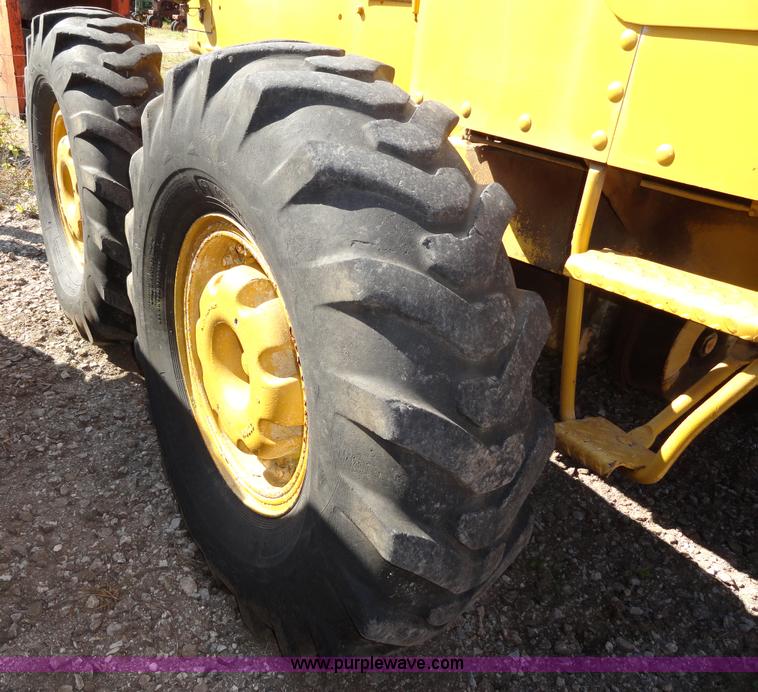 image for item A2384 1963 Caterpillar 12E motor grader