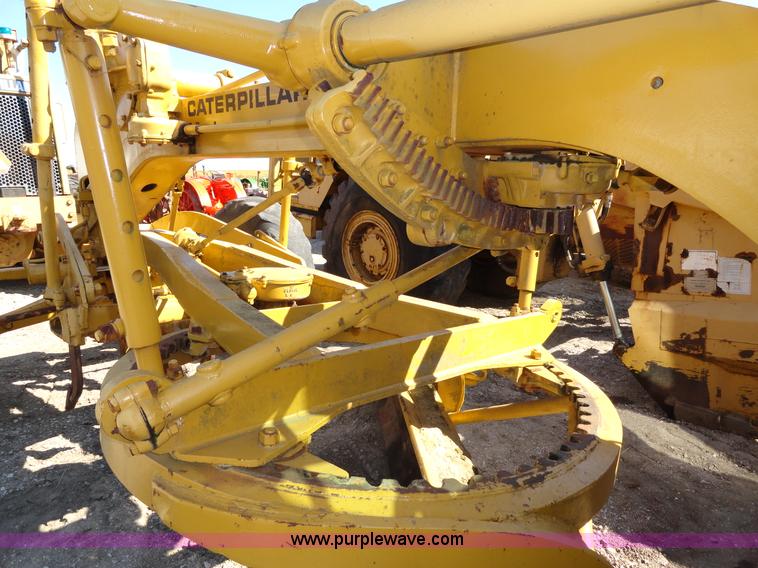 image for item A2384 1963 Caterpillar 12E motor grader