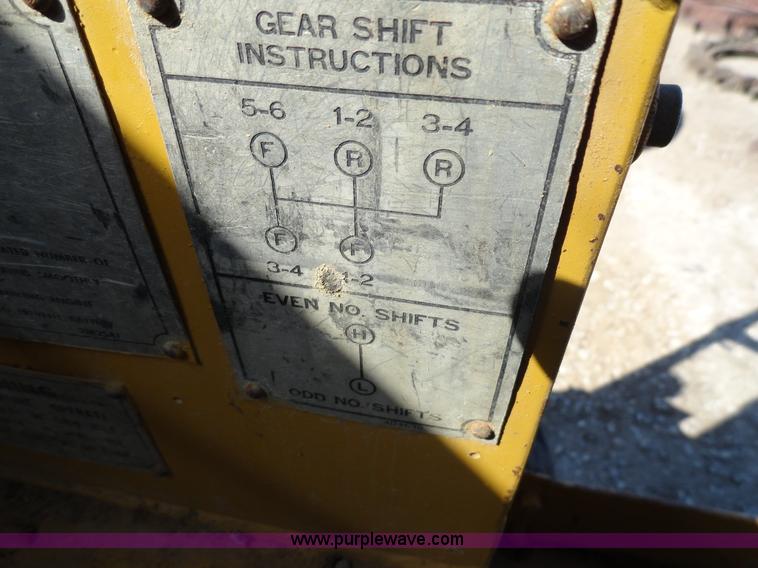 image for item A2384 1963 Caterpillar 12E motor grader