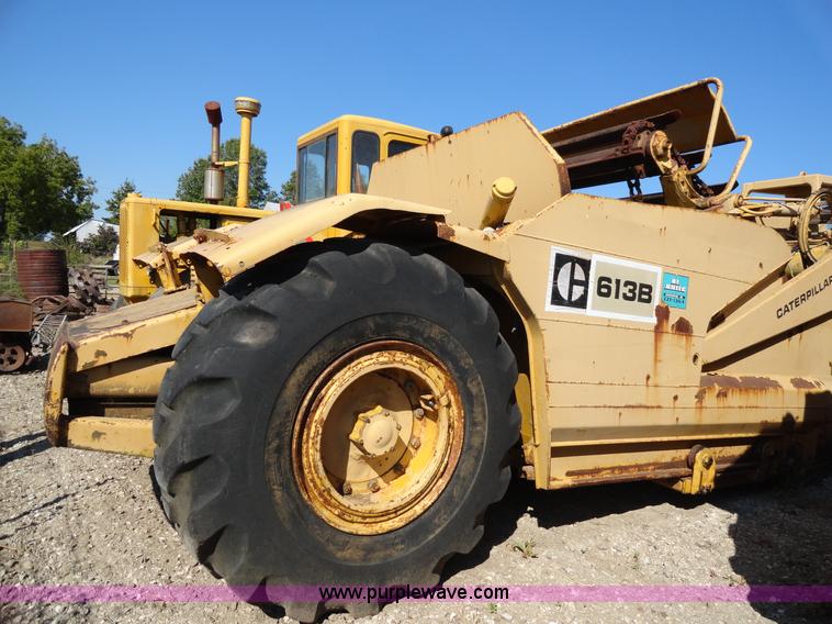 image for item A2385 1976 Caterpillar 613B paddle scraper