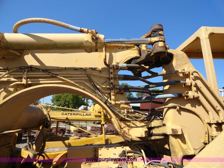 image for item A2385 1976 Caterpillar 613B paddle scraper