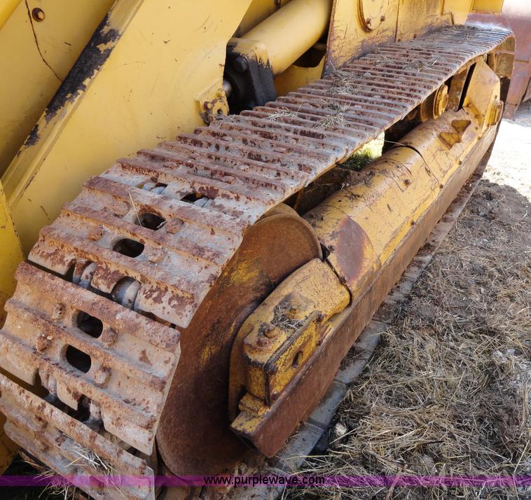 image for item A2423 1967 Caterpillar 955K track loader